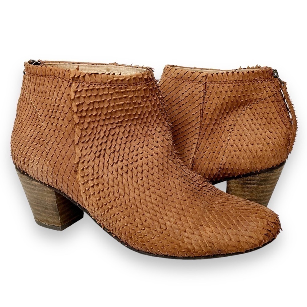 Anthropologie‎ Liendo Seychelles Coimbra Booties brown textured ankle boots boho